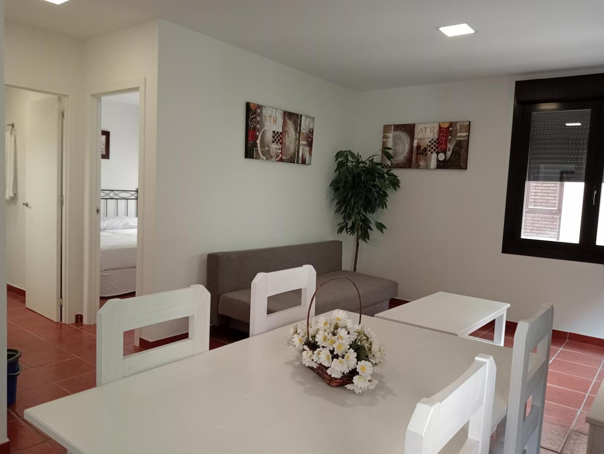 Peregrinos Apartamentos La Piedra La Comodidad Del Hogar 나헤라 외부 사진