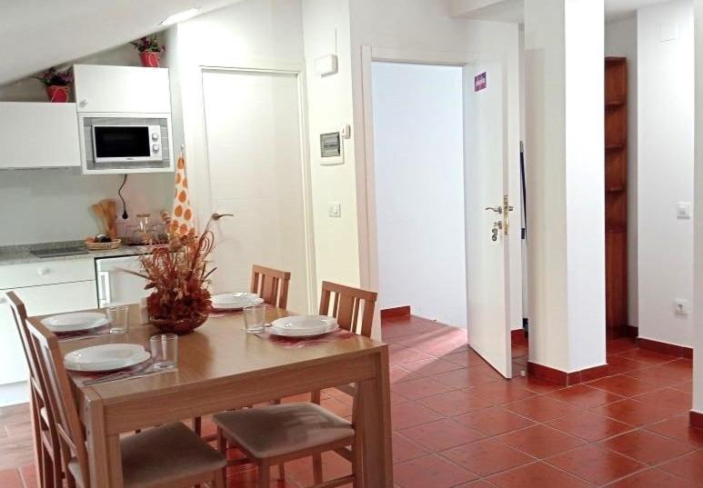 Peregrinos Apartamentos La Piedra La Comodidad Del Hogar 나헤라 외부 사진